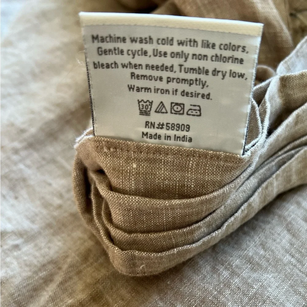 Noble Excellence Tan Queen Bed 💯 Linen Duvet.  Excellent Used (1x) Condition
